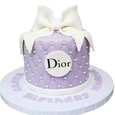 gâteau anniversaire dior|gâteau de anniversaire.